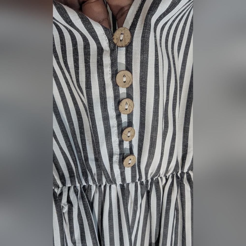 Striped Sleeveless Tiered Midi Dress – Black/White – Women’s M - Picture 5 of 7